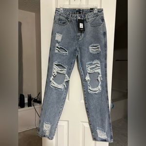 Fashion nova ripped jeans